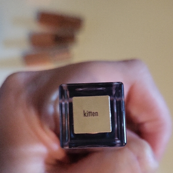 Stila Liquid Shimmer Amd Glow Eyeshadow Collection - Metallic Hues - Picture 7 of 8